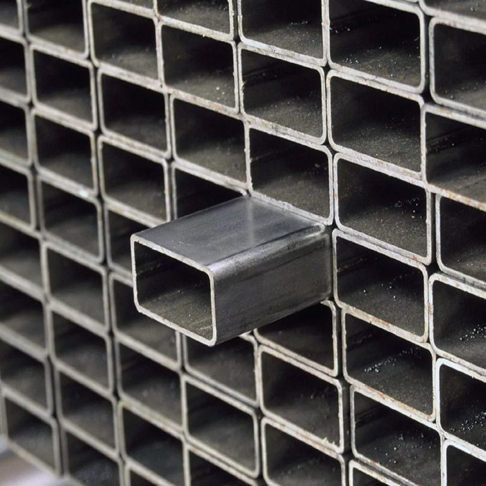 Труба профильная прямоугольная 60х40х4 мм 6 м